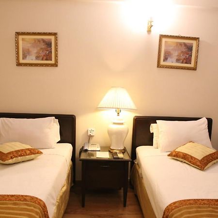 Carlton Tower Hotel Lahaur Zewnętrze zdjęcie