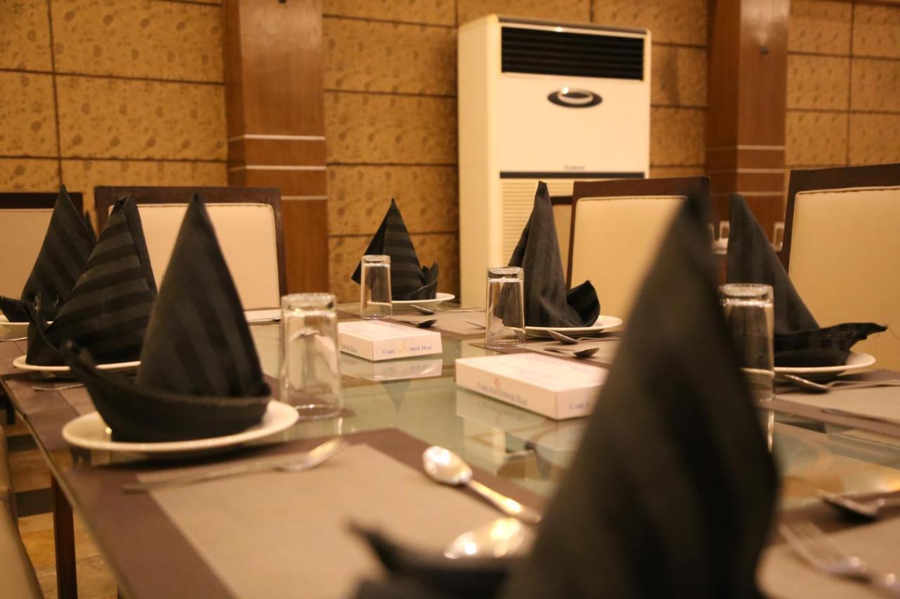Carlton Tower Hotel Lahaur Zewnętrze zdjęcie