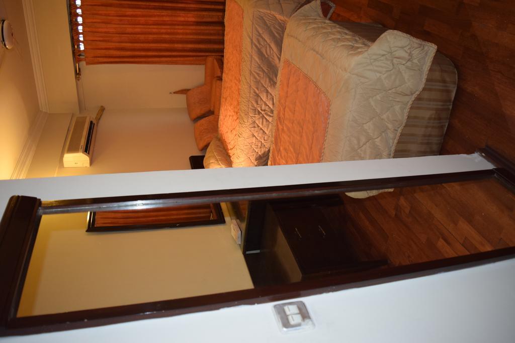 Carlton Tower Hotel Lahaur Zewnętrze zdjęcie