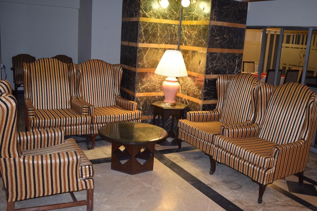 Carlton Tower Hotel Lahaur Zewnętrze zdjęcie